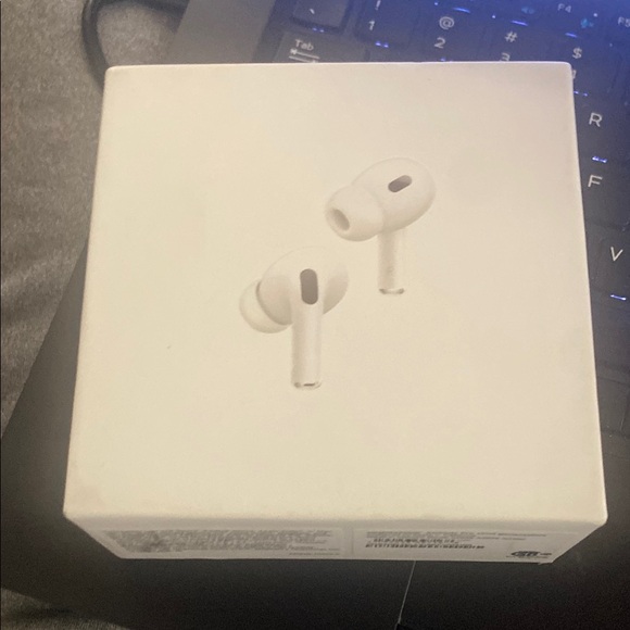 Apple AirPods Pro with Charging Case
